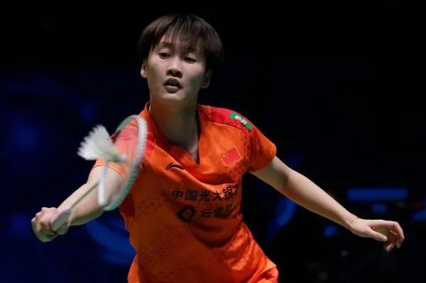 陈雨菲在比赛中因穿李宁运动鞋造成右脚大脚趾受伤，对此李宁作何表示？