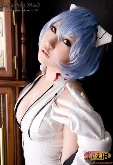 EVA爆乳凌波丽 性感女神让你惊心动魄