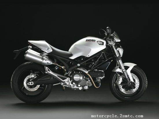 小爸爸中李三妹骑的什么摩托车