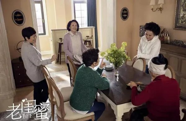 《老闺蜜》定档央视八套，这部剧主要讲述的是什么故事？