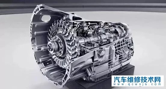  自动挡车上坡怎么操作？自动挡车上坡正确方法