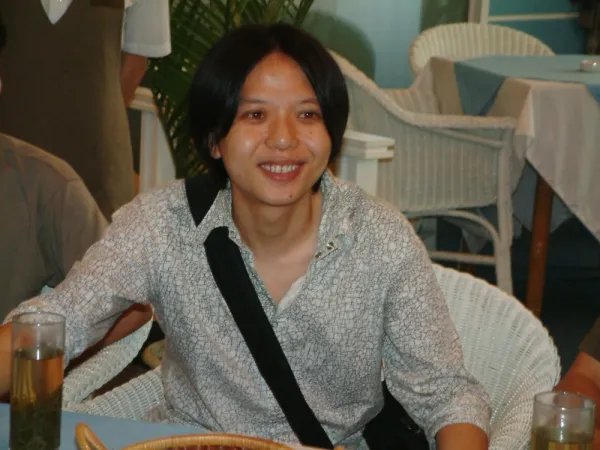 诗人胡续冬去世