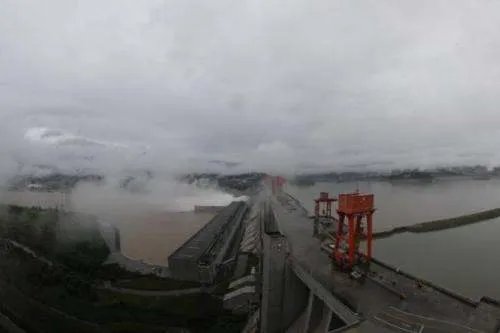 今年入汛以来最大洪水抵达三峡，南方洪灾风险有多高？