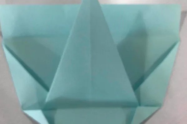 “开学第一课”中的歼15纸飞机怎么折