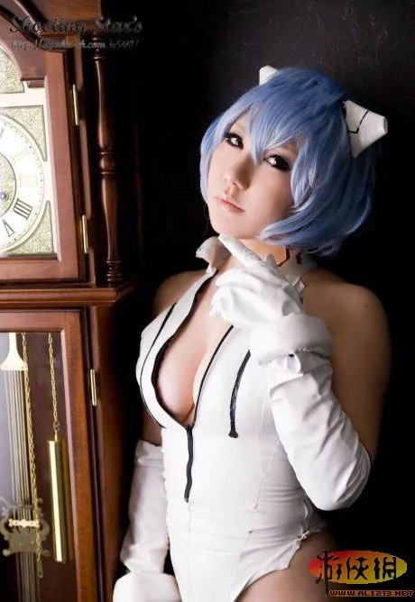 EVA爆乳凌波丽 性感女神让你惊心动魄