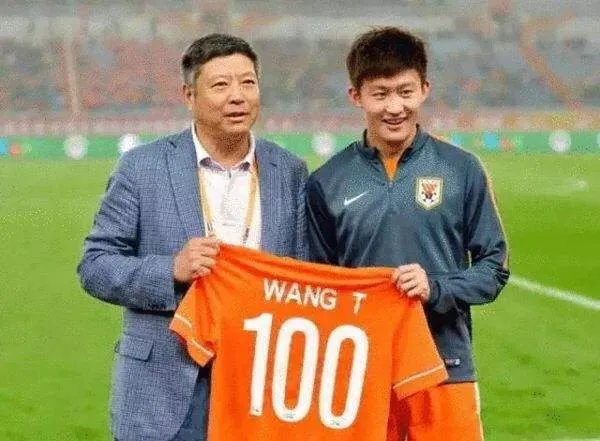 怎么评价山东鲁能的王彤，他的实力能胜任鲁能的主力右后卫吗？