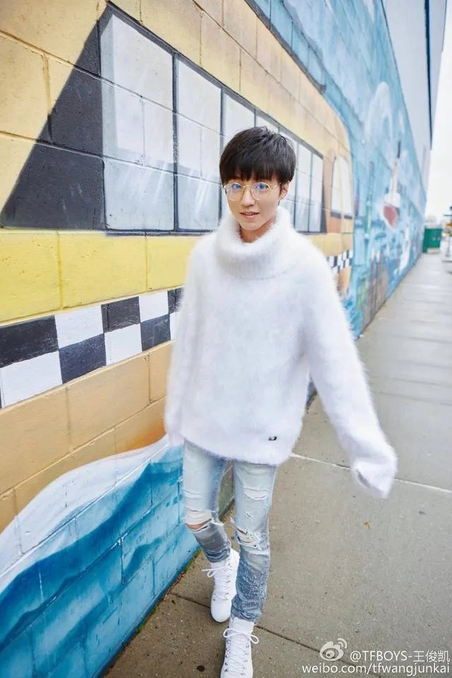 YHboys与TFboys你更喜欢那个组合？