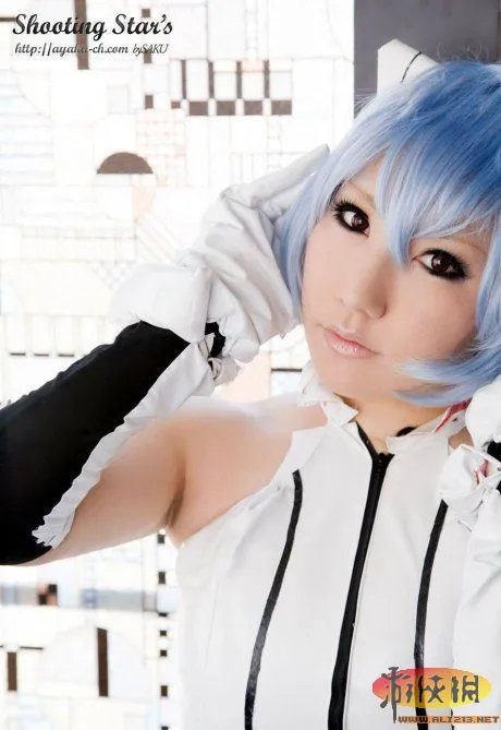 EVA爆乳凌波丽 性感女神让你惊心动魄