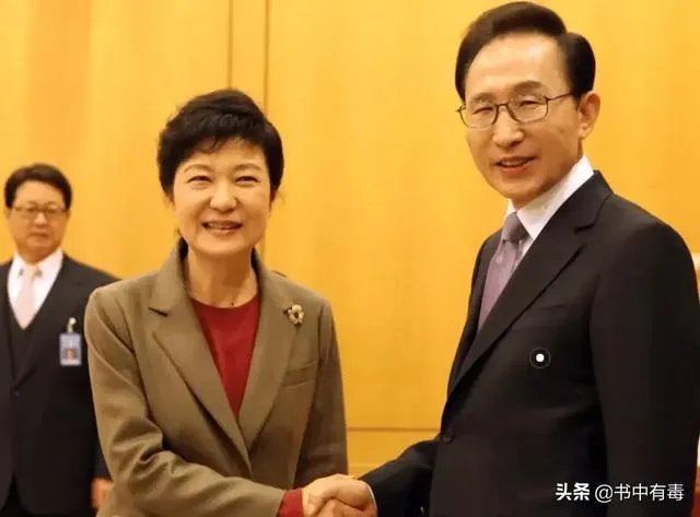 李明博终审获刑17年，“纸面服刑”的可能性有多大？