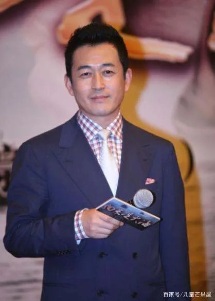 为娶张歆艺丢弃原配，与儿子闹翻的王志飞，后来怎样？