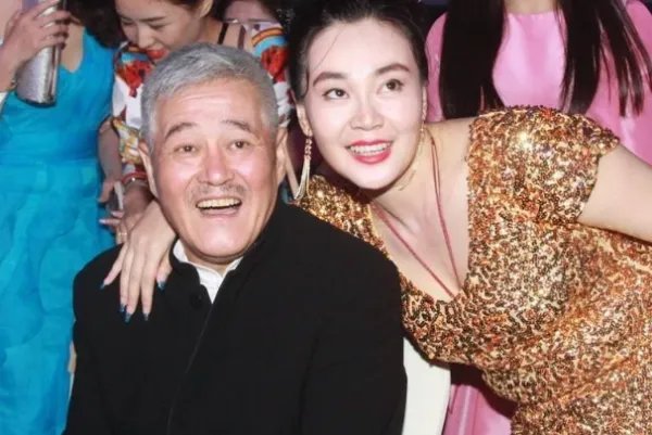 是干爹改变的赵本山的命运,赵本山的“干爹”究竟是谁?