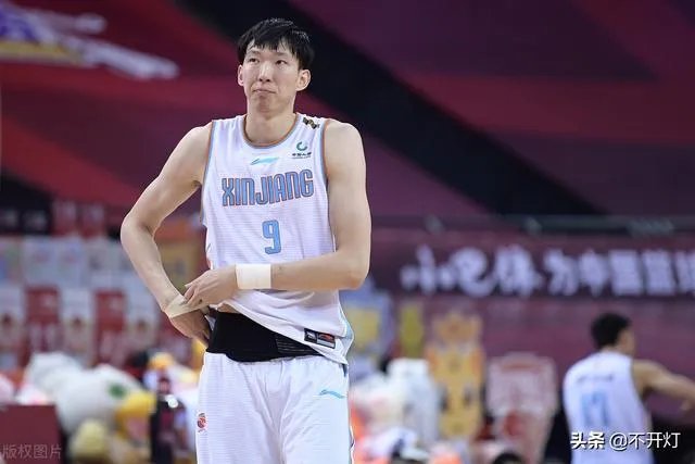 宣布退出2021-2022赛季CBA联赛，周琦加盟辽篮可能性有多大？
