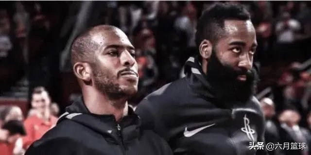 雷霆遭逆转，哈登与保罗却并没有任何交流，反观威少与雷霆全队握手拥抱，你怎么看？