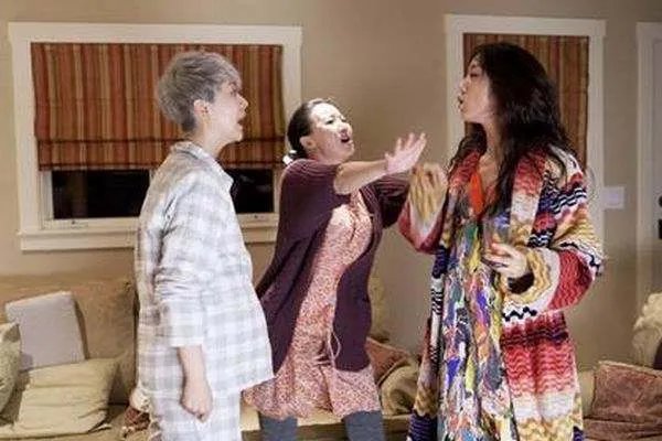 全国首例同性伴侣争抚养权案宣判，孩子到底归谁？