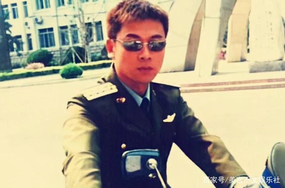 胡亚捷离婚经历