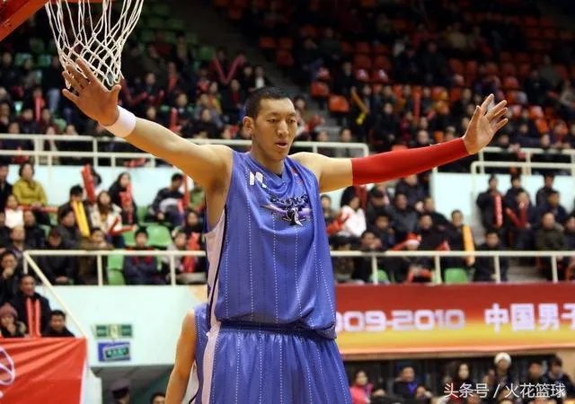 孙明明和姚明哪个高