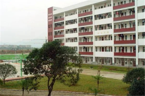 广西十强高中排名：玉林一中上榜，它是欧阳夏丹的母校