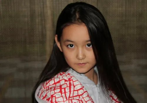 蒋依依的父母是谁 其个人资料及家庭背景曝光