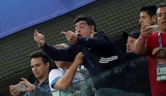 马拉多纳为什么遭批？