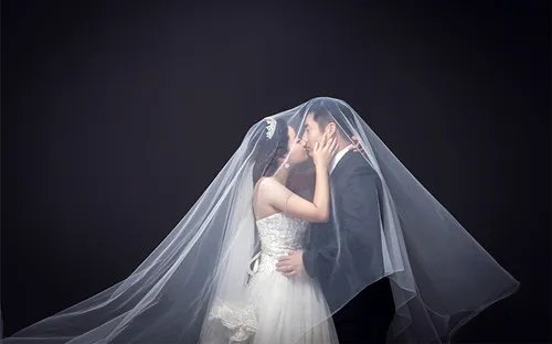 最新婚纱照风格图片2017  拍婚纱照选什么风格好看