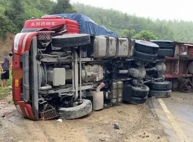 重庆市合川区发生一起交通事故致5死，司机是否存在重大过失？