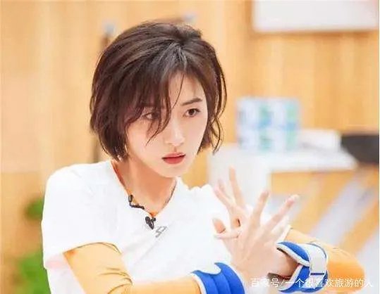 猎场这部电视剧中，胡歌和万茜都很出名了，为何女一号却没人记住？