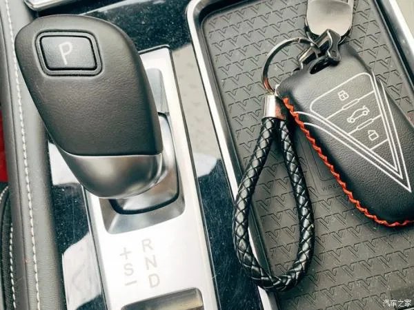 【媳妇当车模】我的星的我伴！ 高清大图来袭！！！