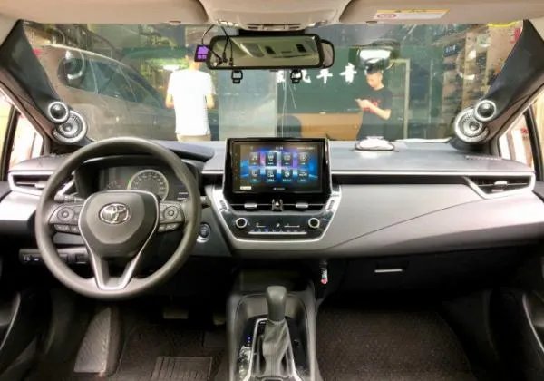 请问怎么改装丰田卡罗拉好看?