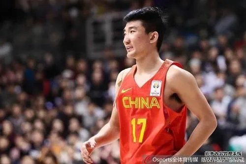 中国男篮12人名单公布了吗?