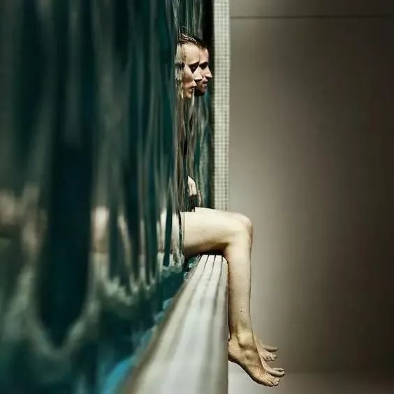 一男一女摩托车上打野战?这些错觉图片让你大开眼界