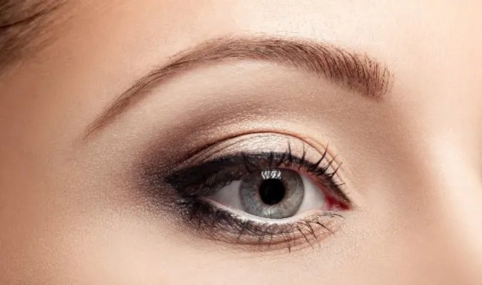 上睑下垂如何矫正