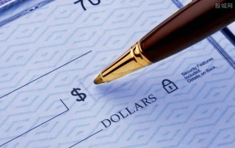 支票填写样本是怎样的 怎么填写现金支票？