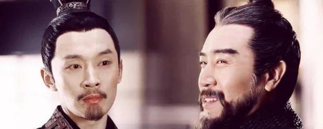 郭嘉是谁推荐给曹操 郭嘉简介