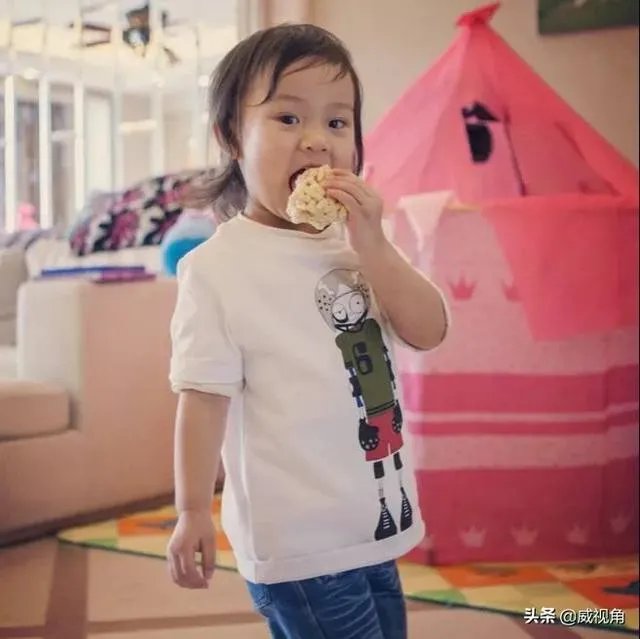 为什么《爸爸回来了》中的甜馨有那么高的情商？