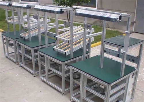 铝合金框架怎样拼接