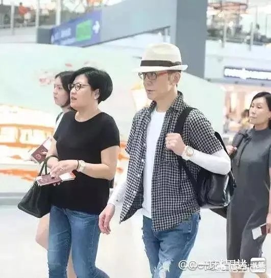 李咏是美国国籍吗？