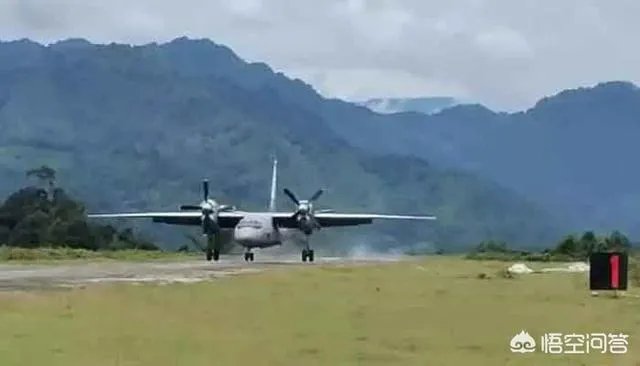 战斗机后轮着地,前轮抬起,如何分辨它是在起飞,还是在降落?