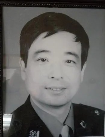 营盘镇警事中的范党育真有其人吗