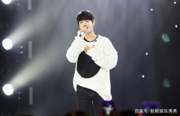 肖战获金扫帚奖被嘲讽，《陈情令》导演喊话网友：请做个人吧，大家怎么看