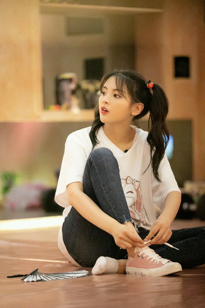 杨超越工作室发布最新声明，声明中都说了什么?