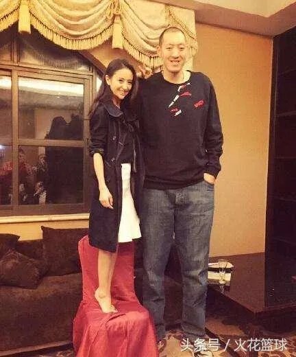 孙明明和姚明哪个高