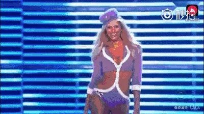 #维密大秀#维密秀上有哪些事故被成功救场了？