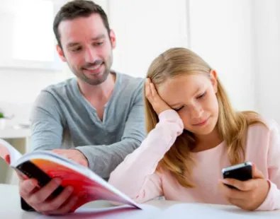 江苏一男孩被主播怂恿半月打赏9万多，这笔款项是否可以退回？