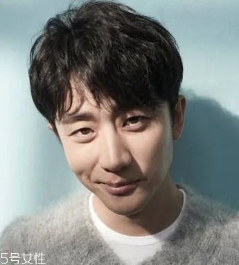 男生夏天适合什么短发发型 25款各种风格潮男发型