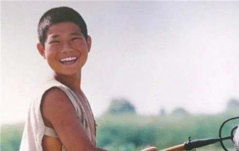 饰演《小兵张嘎》中嘎子结婚了？他的老婆是谁？