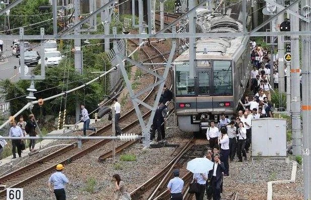 日本大阪5.9级地震伤亡情况如何？