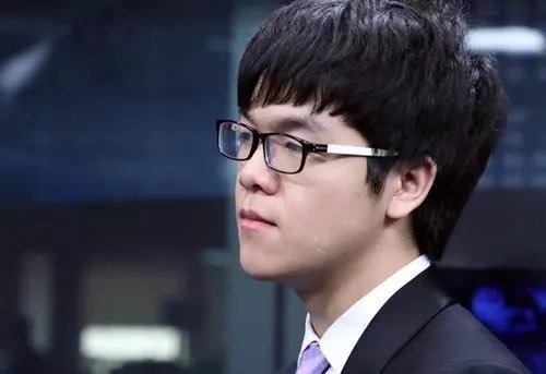 柯洁和李世石谁更厉害