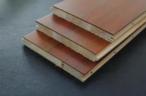 三层实木复合地板优缺点有哪些