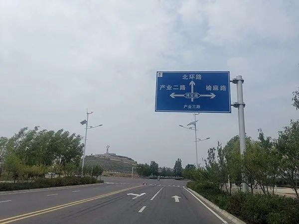 驾校教练车祸2学员身亡，到底是谁违规驾驶引发事故？