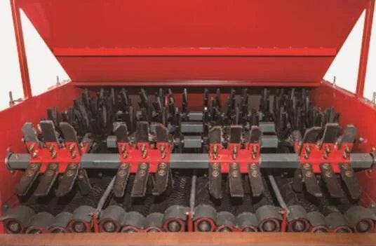 春雨收割机玉米三行2018年价位多少?